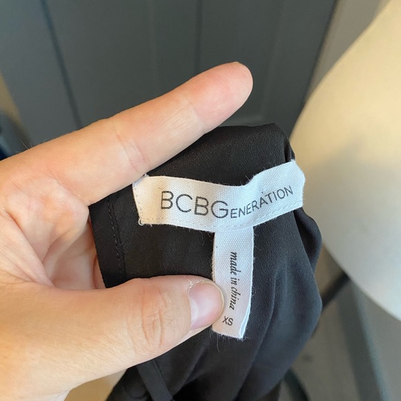 BCBGeneration Women’s Lace Insert dress, black xs - Picture 8 of 9